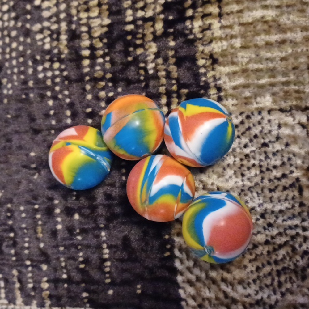 $4 Add-on New Colorful Swirl Bouncy Super Balls - Set Of 5